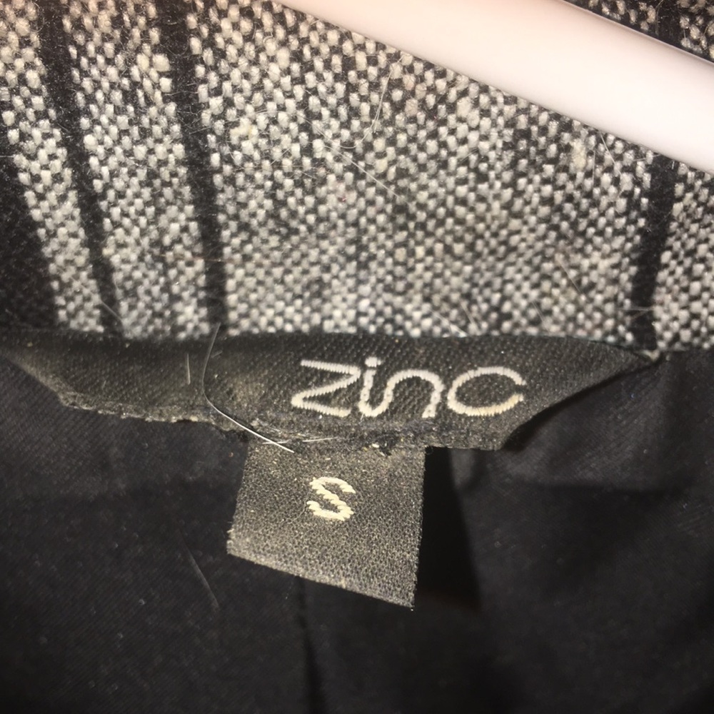 Coat - Picture 5 of 5